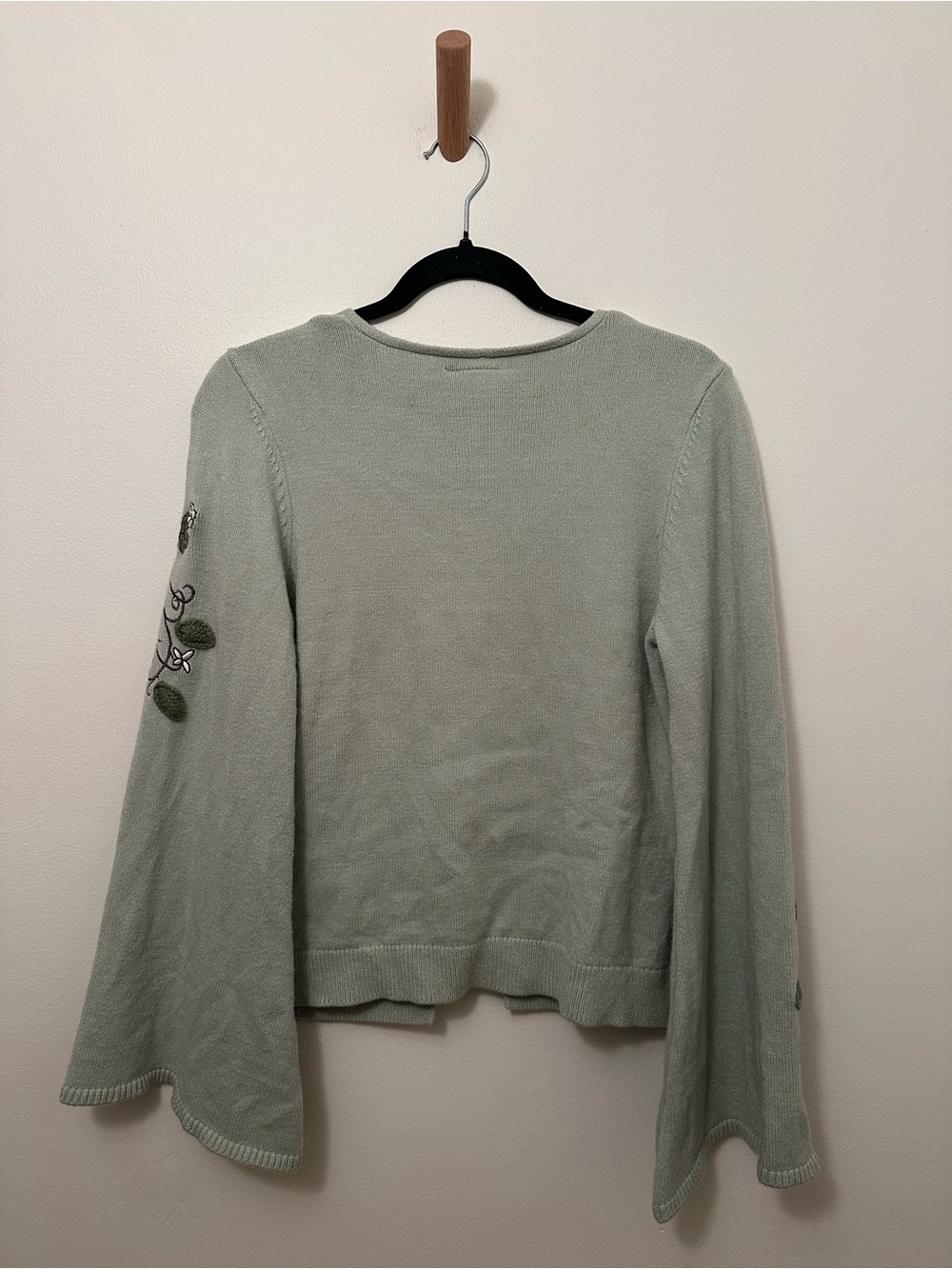 Her Universe The Lord Of The Rings Shire Tie-Front Bell Sleeves Sage Cardigan - Picture 7 of 7